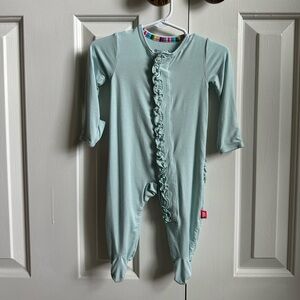 Magnetic Me Sea Foam Green Ruffle Butt Footie, 0-3 month, NWOT